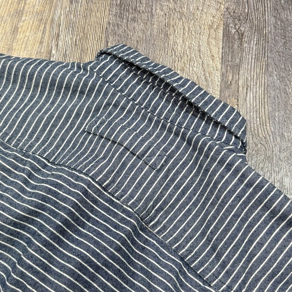 Duluth Trading Co Free Swingin Flannel Shirt Men's‎ XL Relaxed Fit Striped Blue - Picture 9 of 12